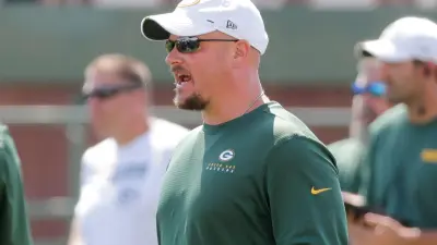 Nathaniel Hackett on the practice field