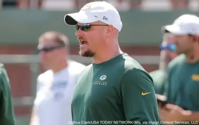 Nathaniel Hackett on the practice field