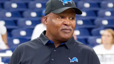 Jim Caldwell in Lions gear