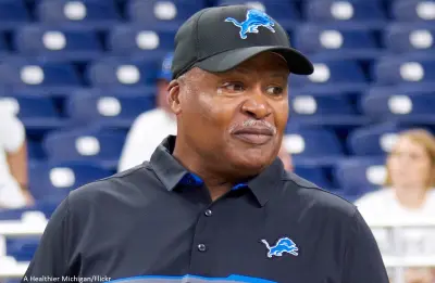 Jim Caldwell in Lions gear