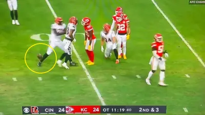 Joe Mixon leaves a ball