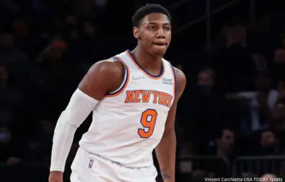 RJ Barrett on the court