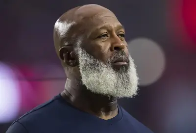 Lovie Smith with the Texans