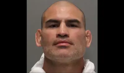 Cain Velasquez in a mug shot