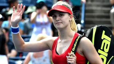 Genie Bouchard waves
