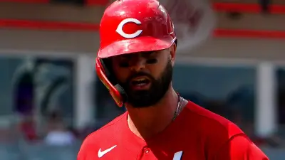 Jesse Winker on the field