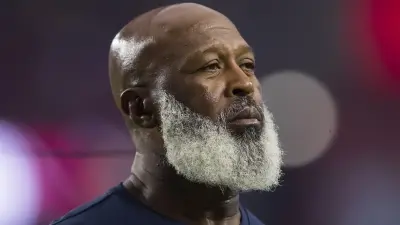 Lovie Smith in profile