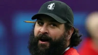 Matt Patricia looking on