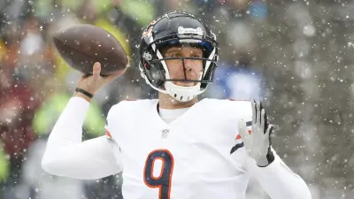 Nick Foles throwing a pass
