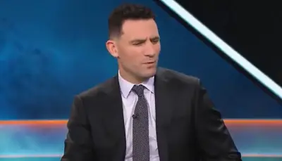 Paul Bissonnette on set
