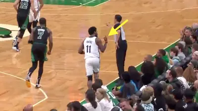Kyrie Irving gives Celtics fans the finger