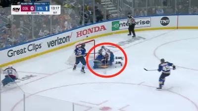 Nazem Kadri collies with Jordan Binnington