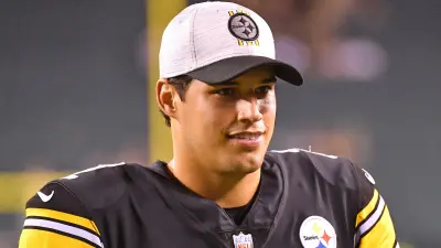 Steelers quarterback Mason Rudolph on the sideline