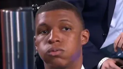 Jabari Smith reacts