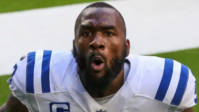 Darius Leonard with his mouth open.