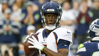 Teddy Bridgewater drops back to throw