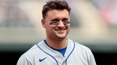 JD Davis smiling
