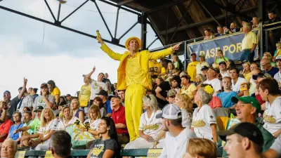 Savannah Bananas owner stands up