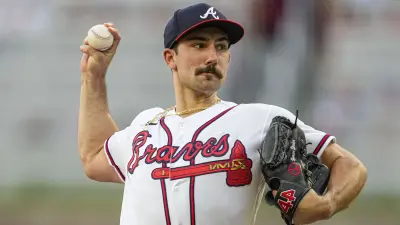Spencer Strider delivering a pitch