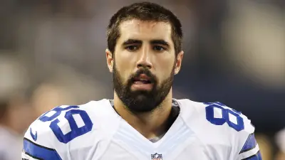 Gavin Escobar in pads