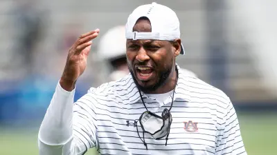 Cadillac Williams coaching Auburn