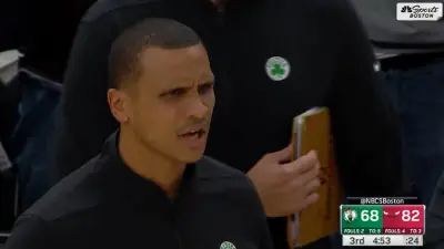 Joe Mazzulla gets ejected