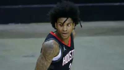 Kevin Porter Jr on the court