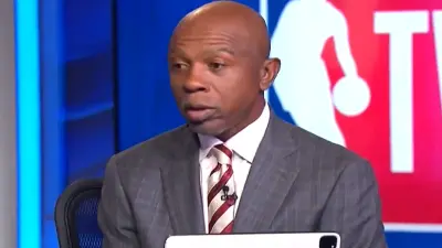 Greg Anthony on set