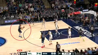 Rudy Gobert lines up to shoot