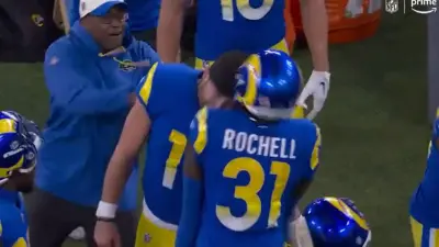 Baker Mayfield headbutts a teammate