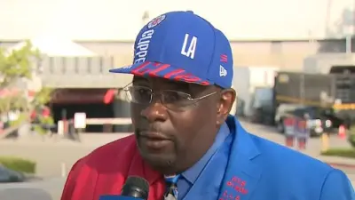Clipper Darrell giving an interview