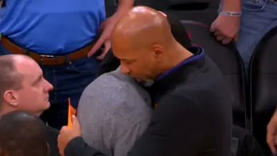 Monty Williams hugging Stephen Silas
