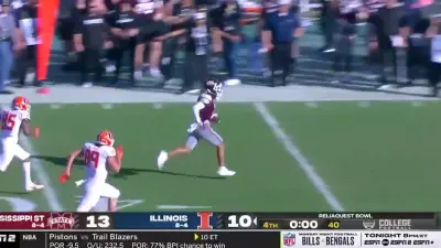 Mississippi State scores a defensive touchdown