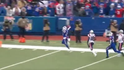 Nyheim Hines returns a kick for a touchdown