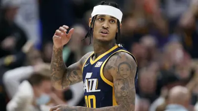 Jordan Clarkson in a headband