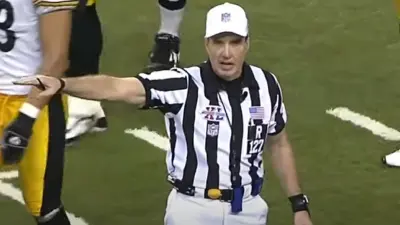 Bill Leavy points