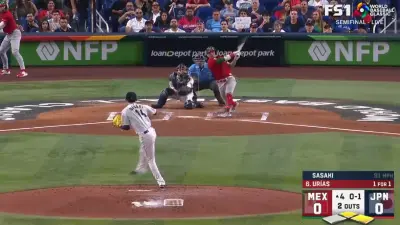 Luis Urias hits a home run