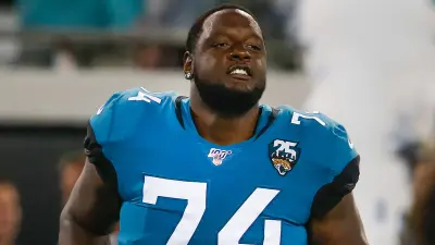Cam Robinson in Jaguars gear
