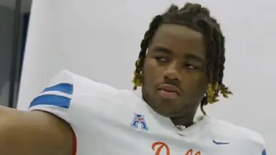 King Large in SMU gear