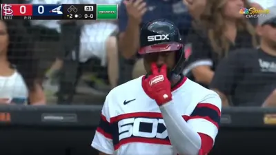 Eloy Jimenez points to his eyes