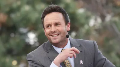 Karl Ravech during a broadcast