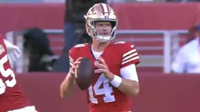 Sam Darnold in the pocket