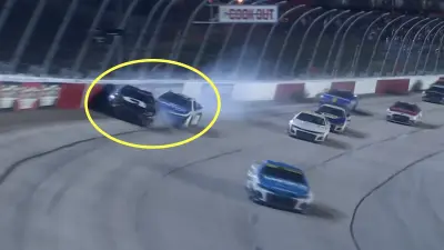 Alex Bowman, Daniel Suarez crash at Darlington
