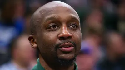 Jason Terry looking on