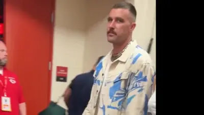 Travis Kelce gives the camera a glare