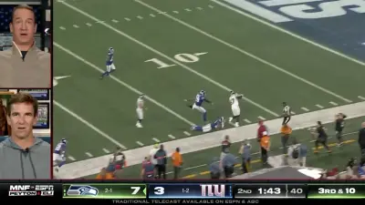 ManningCast reacts to Giants-Seahawks play