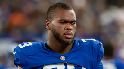 Evan Neal during a Giants game