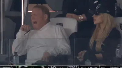 Mark Davis yelling