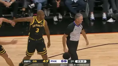 Warriors guard Chris Paul angry at Scott Foster