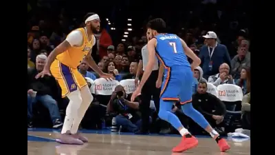 Chet Holmgren against Anthony Davis at a Thunder-Lakers game